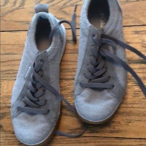 Columbia woman’s tennis shoes size 8 gray shade